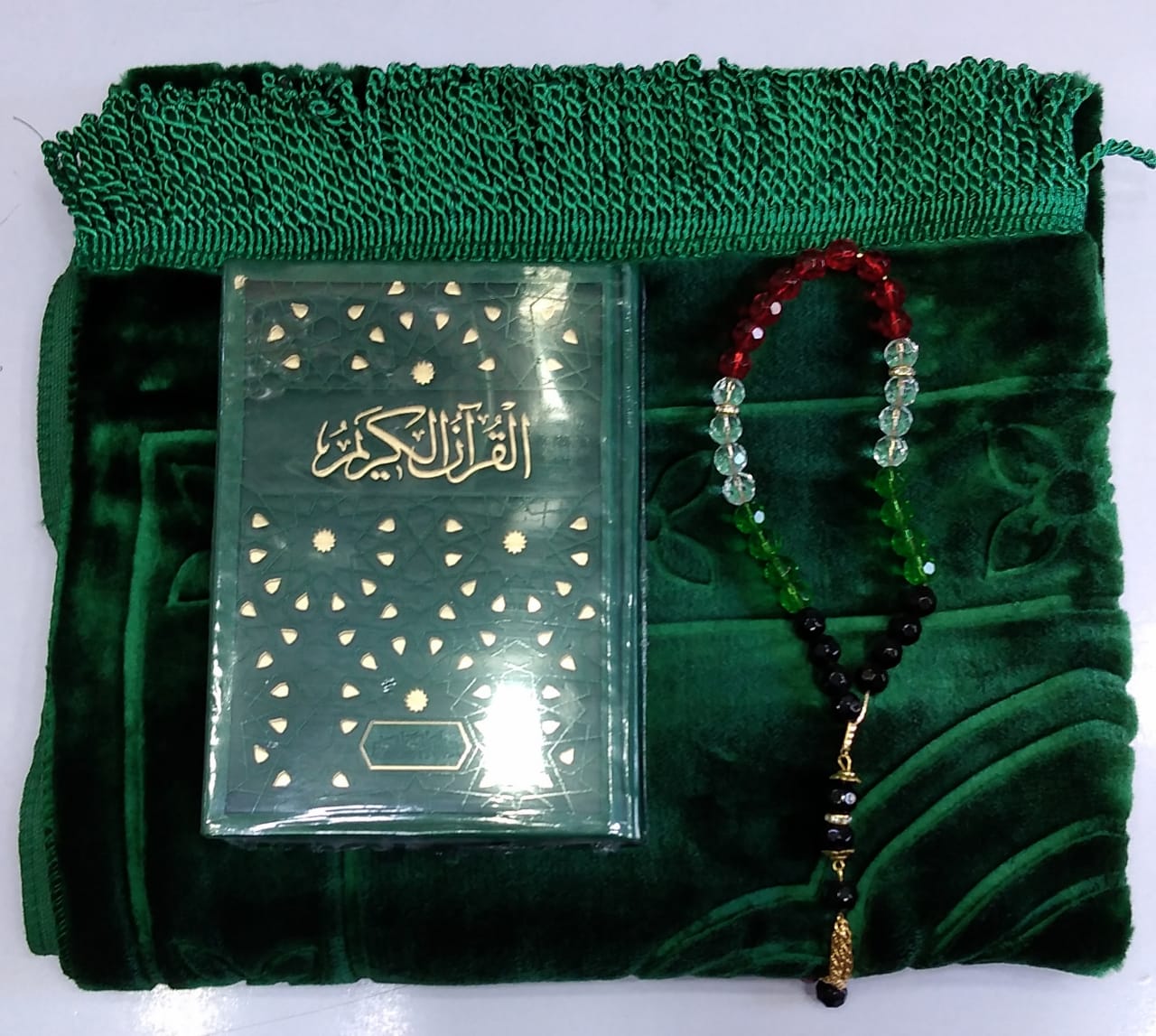 Pack jinan (Sajjadah+ tasbih+ quraan)