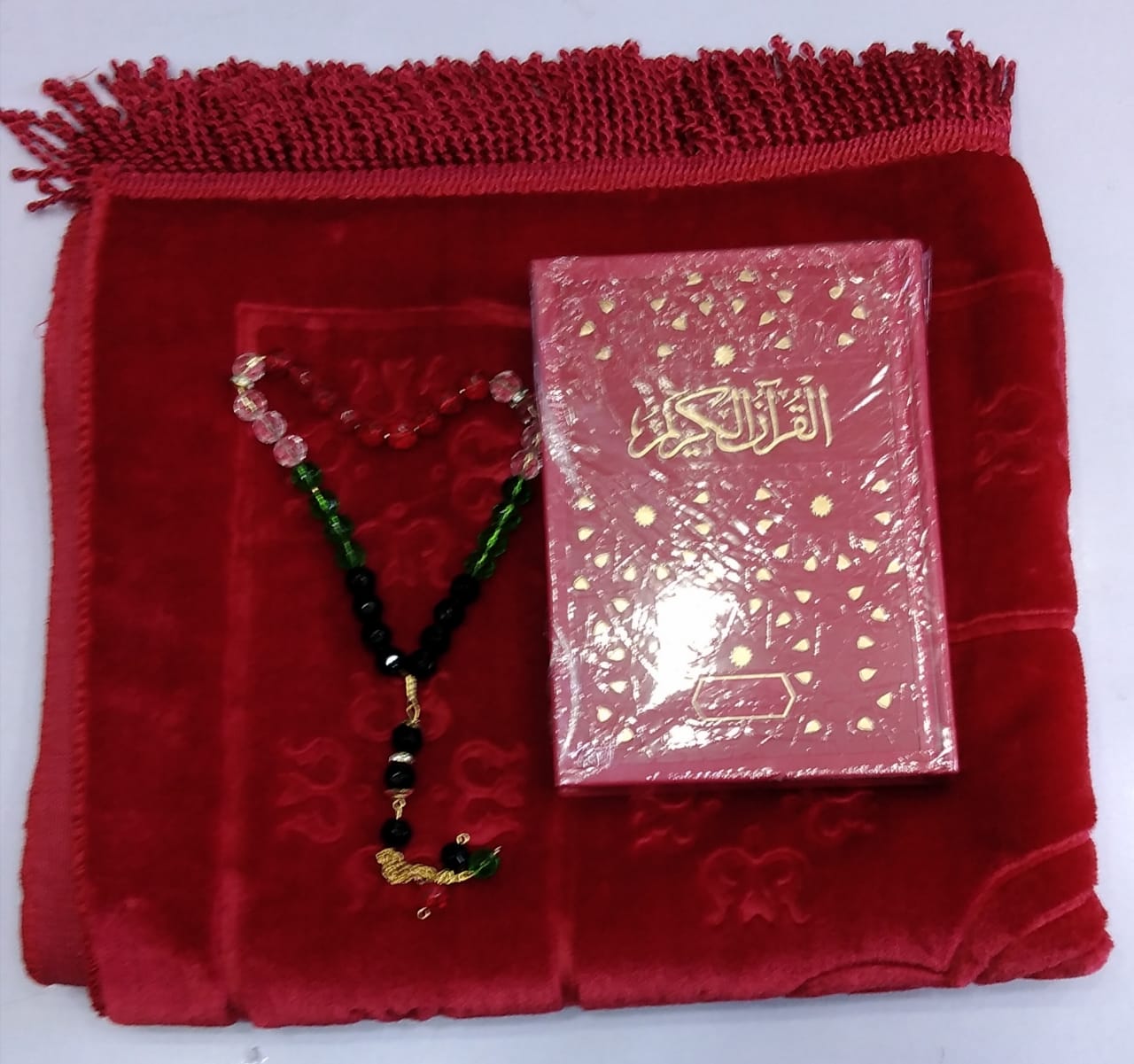 Pack jinan (Sajjadah+ tasbih+ quraan)