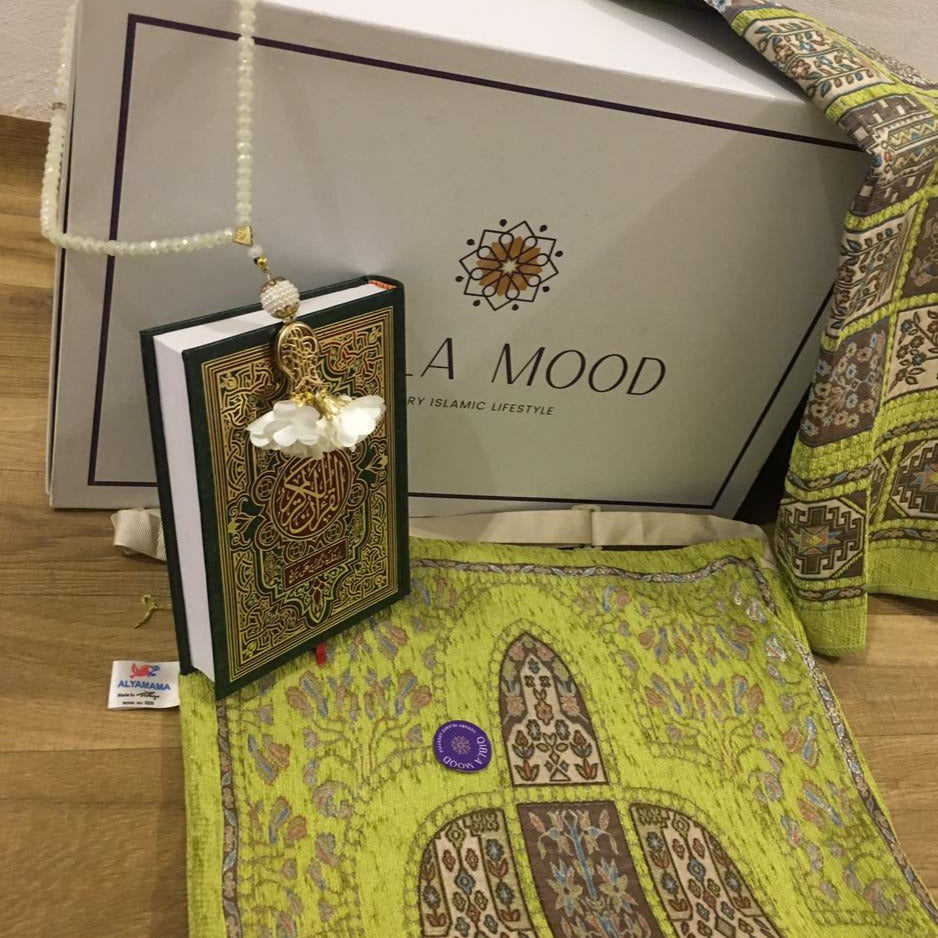 باك ليل (تسبيح + قرآن+سجادة+حقيبة  )